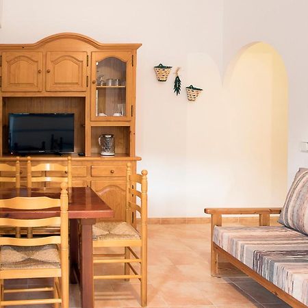 Apartamentos Molina 9-10-11 Es Caló Eksteriør bilde