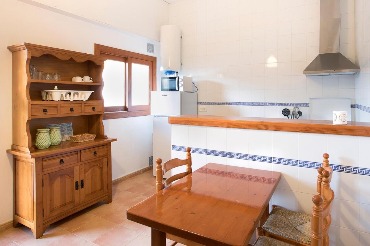 Apartamentos Molina 9-10-11 Es Caló Eksteriør bilde