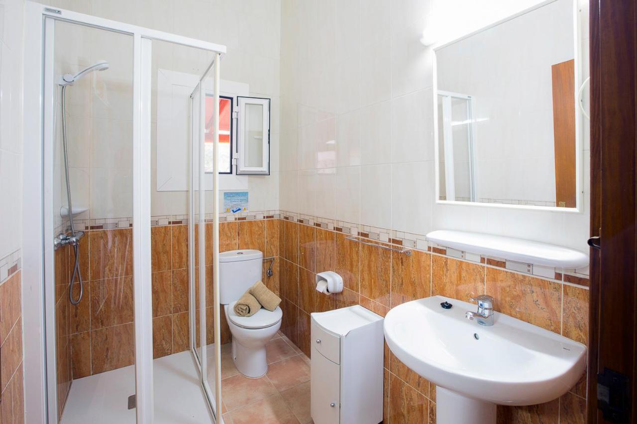 Apartamentos Molina 9-10-11 Es Caló Eksteriør bilde